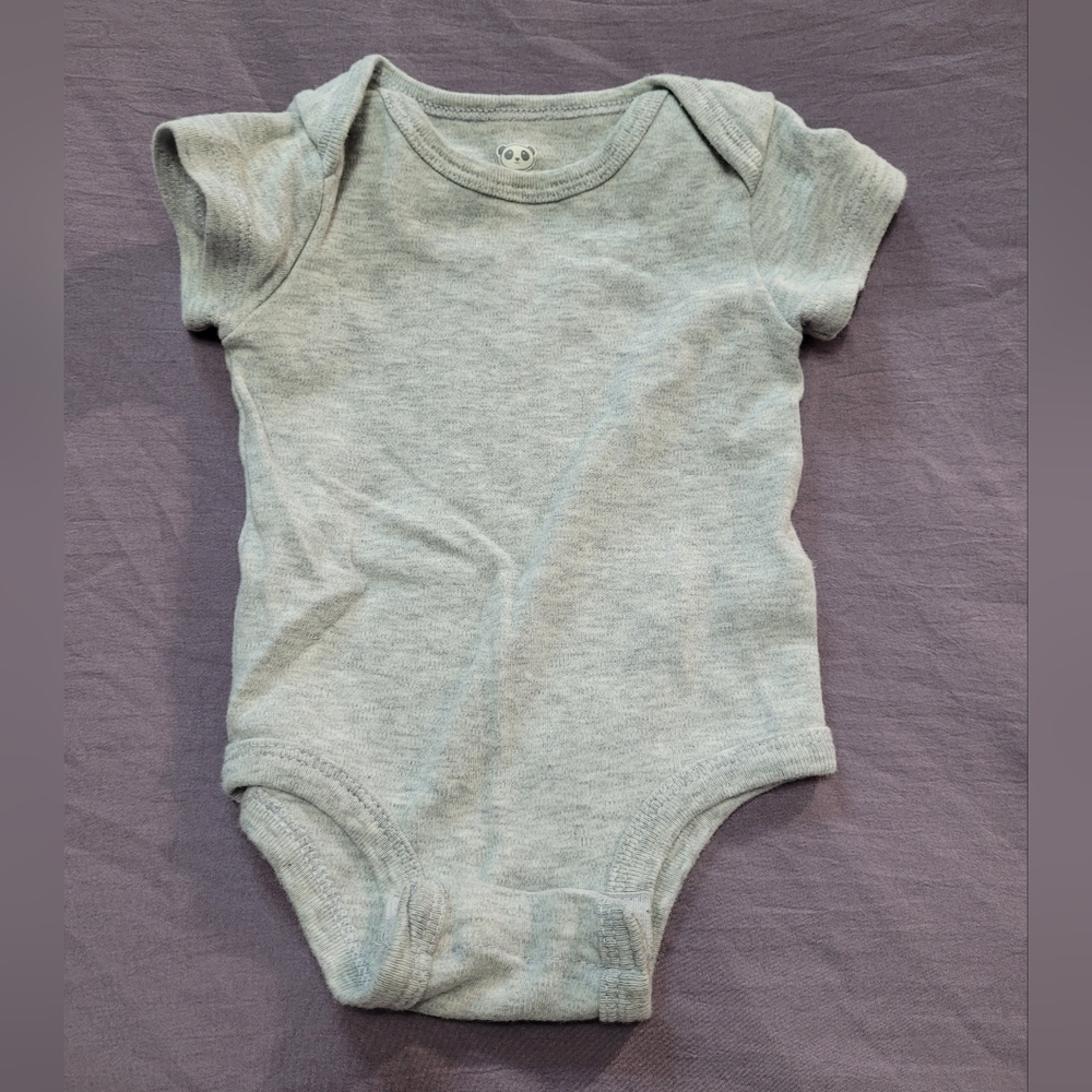 Assorted Baby Onesies Bundle (GAP And Rococo) - Picture 7 of 15